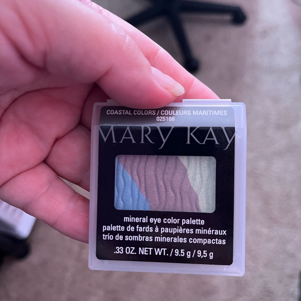 Mary Kay Coastal Colors Eye Palette
